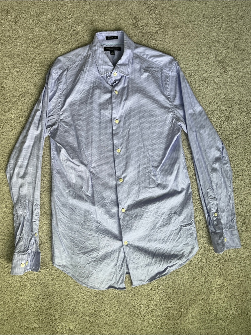 Banana Republic Men's Pale Blue Dress Shirt - Button Front